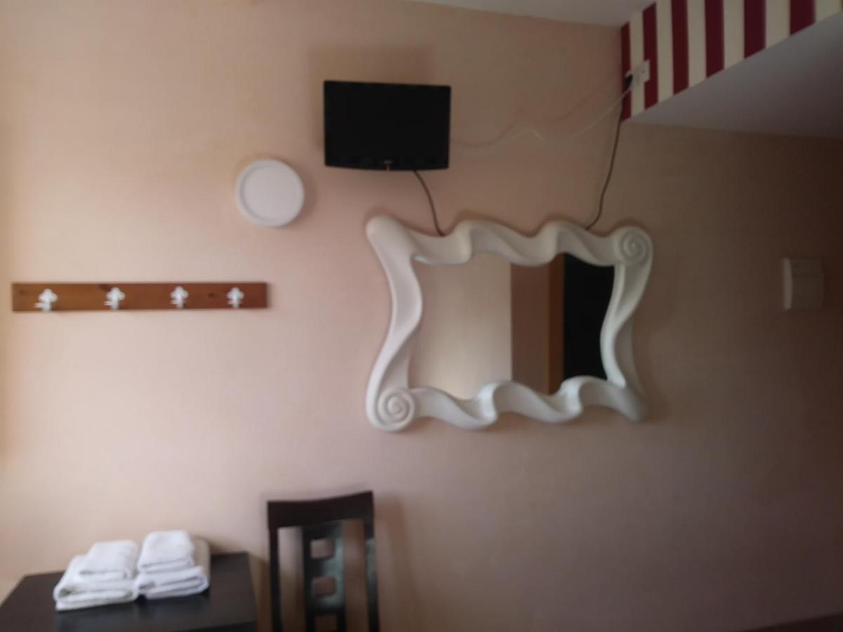 Albergue De Las Estrellas Navarrete Room photo